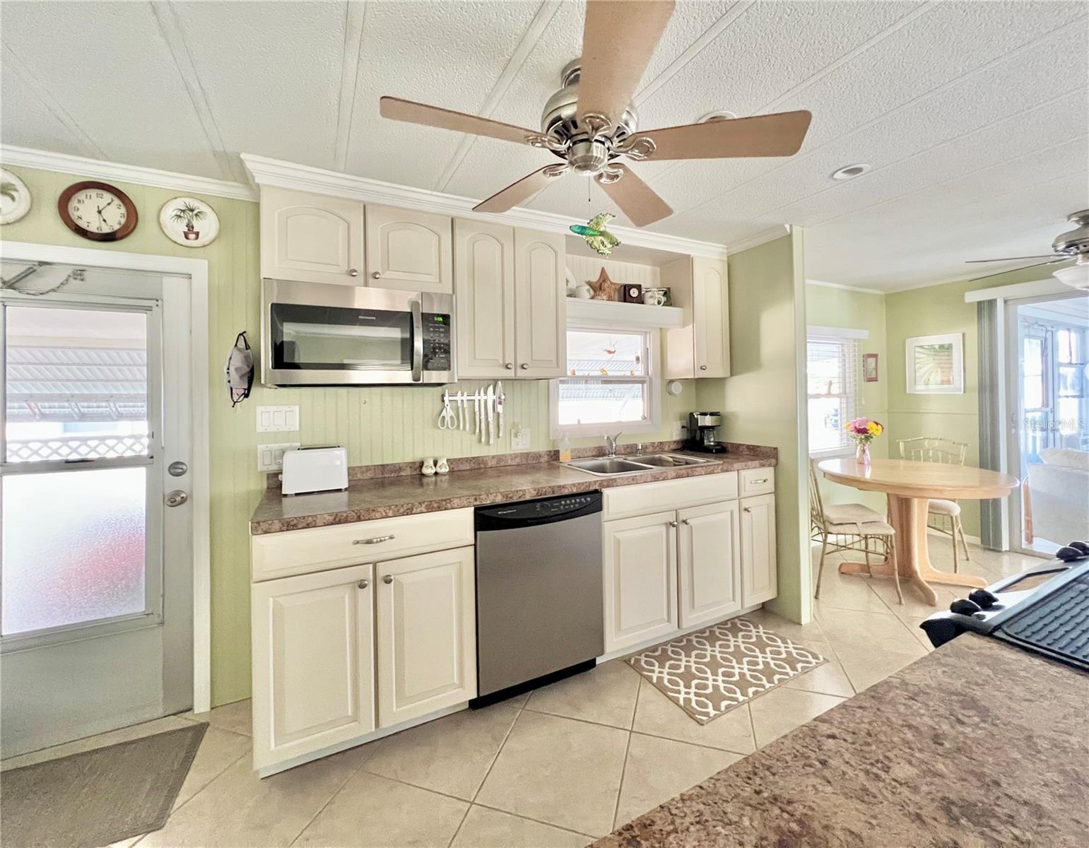 1100 BELCHER RD S #227, LARGO, FL, 33771