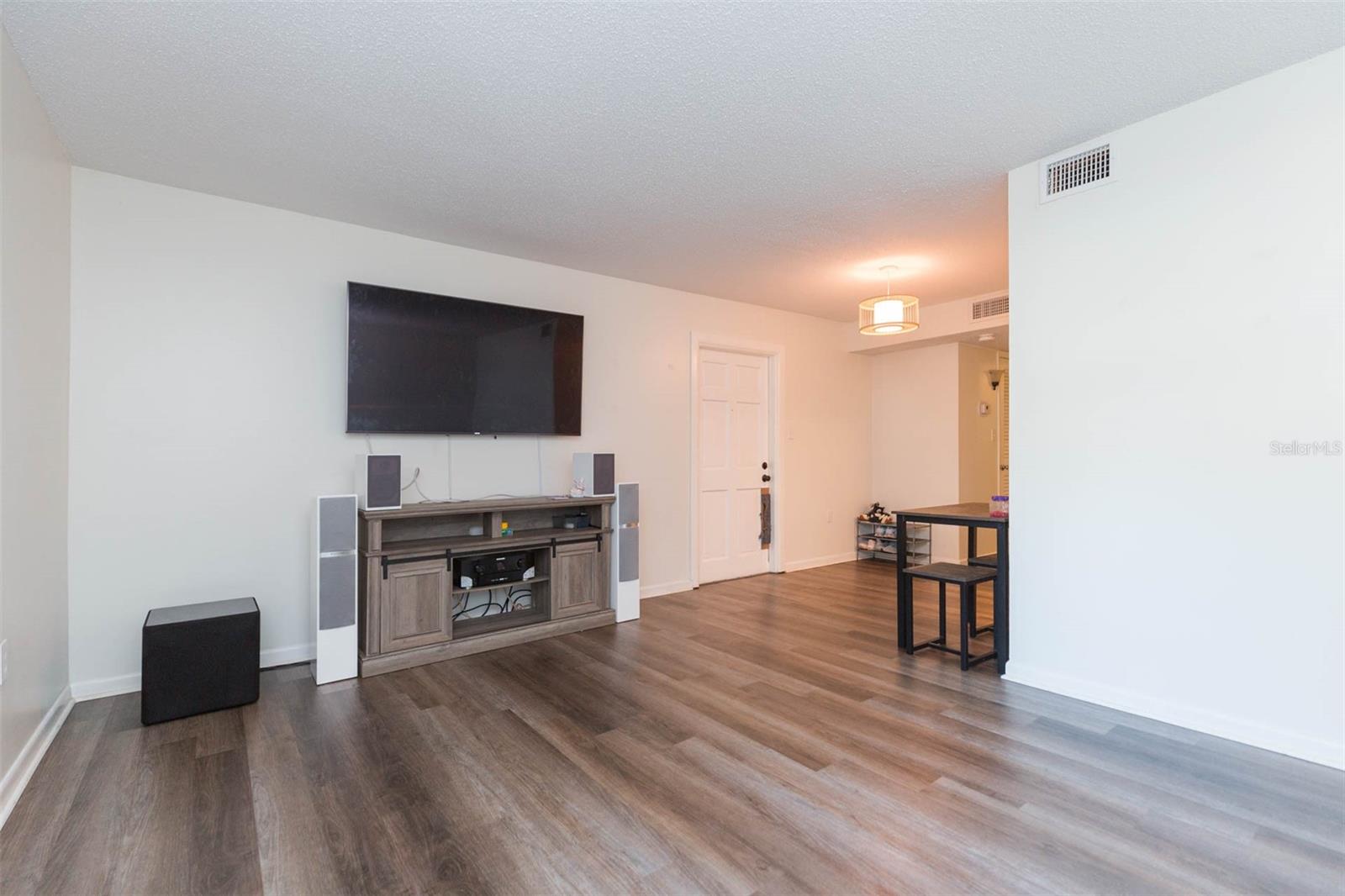 115 PICARDY VILLA CIR #102, BRANDON, FL, 33510