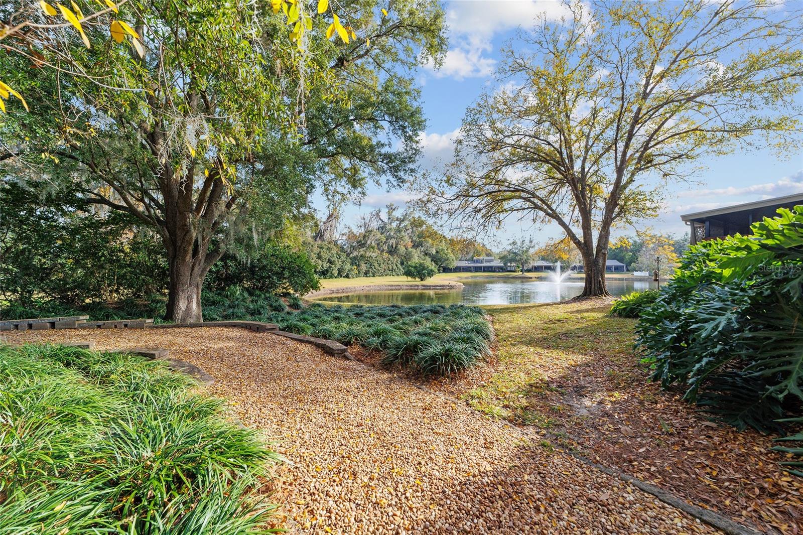 1795 SE CLATTER BRIDGE RD #1795, OCALA, FL, 34471