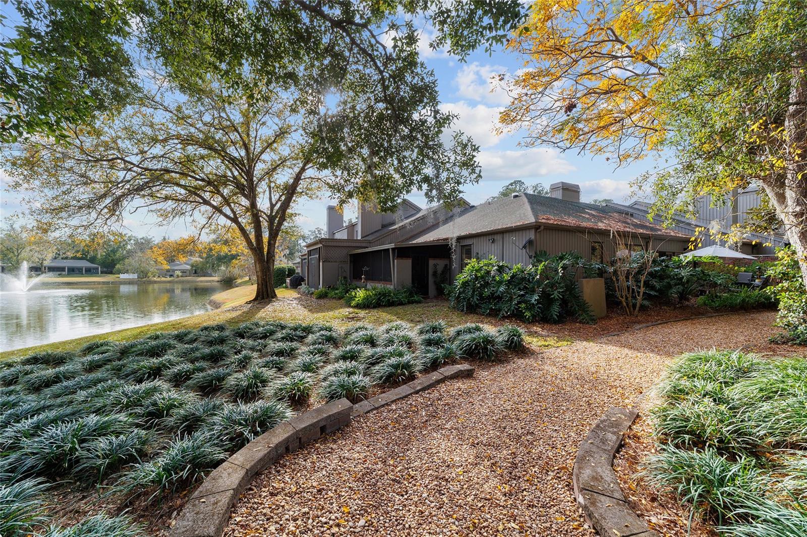 1795 SE CLATTER BRIDGE RD #1795, OCALA, FL, 34471