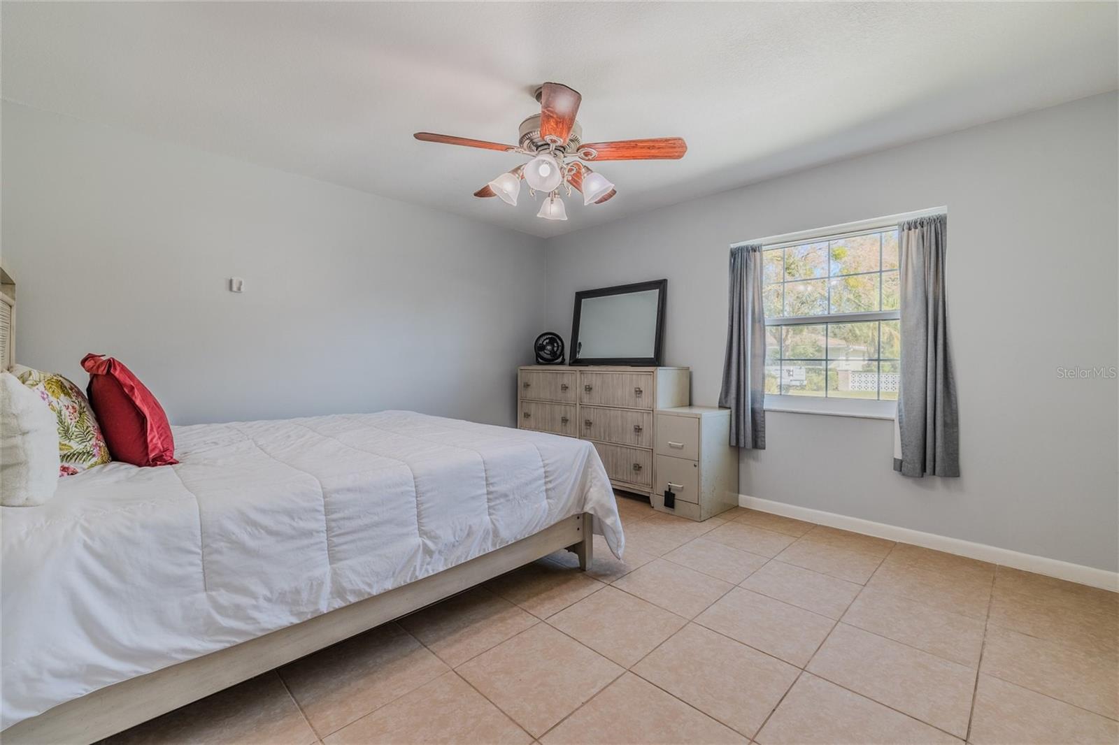 328 DUBS DR, HOLLY HILL, FL, 32117