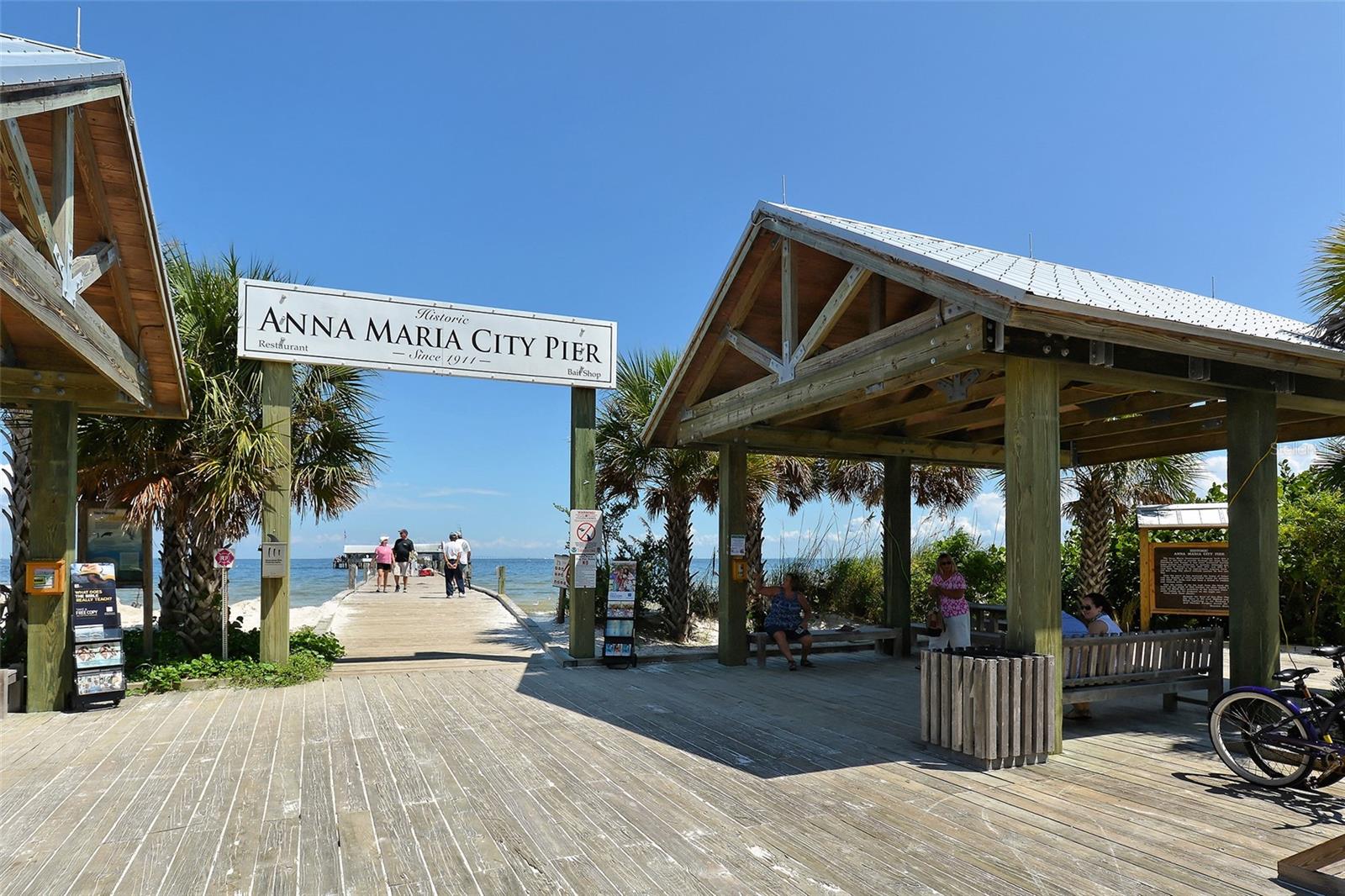 111 9TH ST N, BRADENTON BEACH, FL, 34217