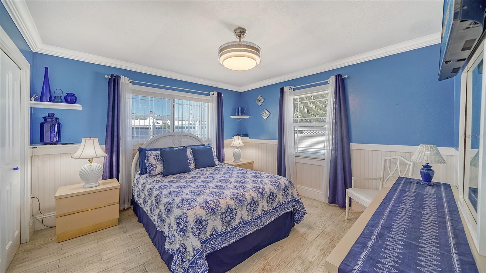111 9TH ST N, BRADENTON BEACH, FL, 34217