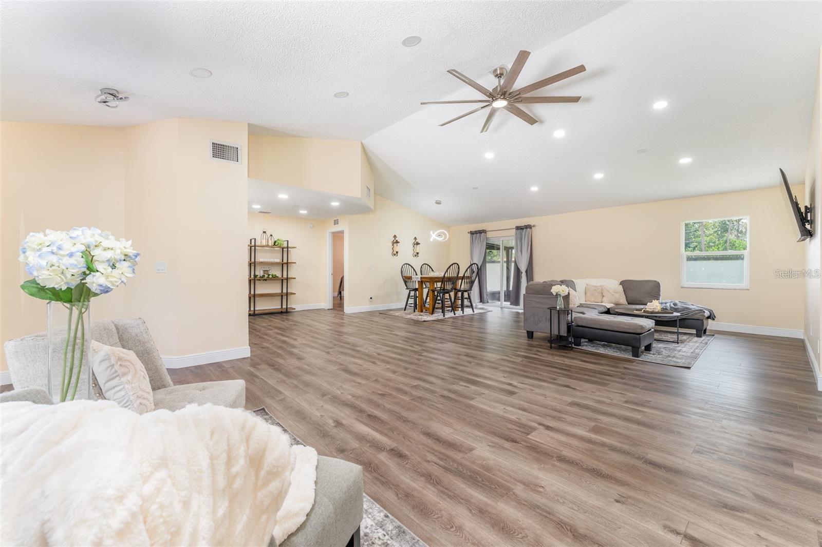 734 FORTUNA DR, BRANDON, FL, 33511