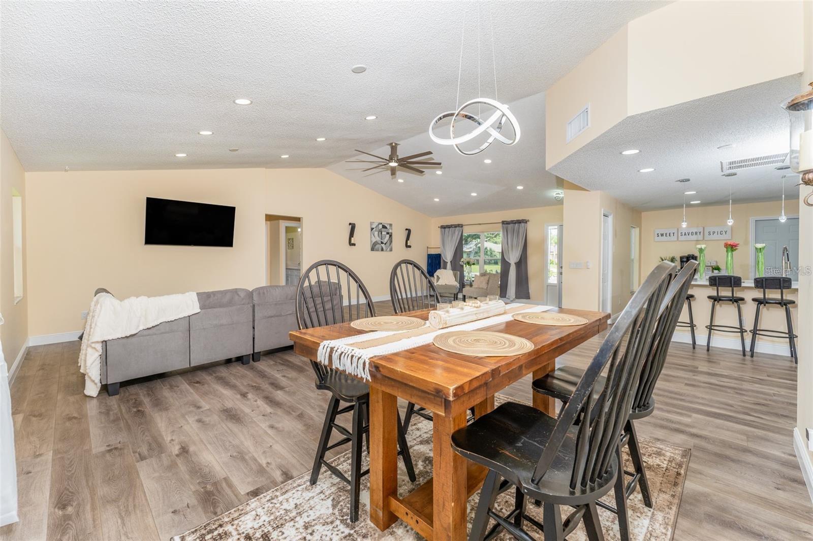 734 FORTUNA DR, BRANDON, FL, 33511