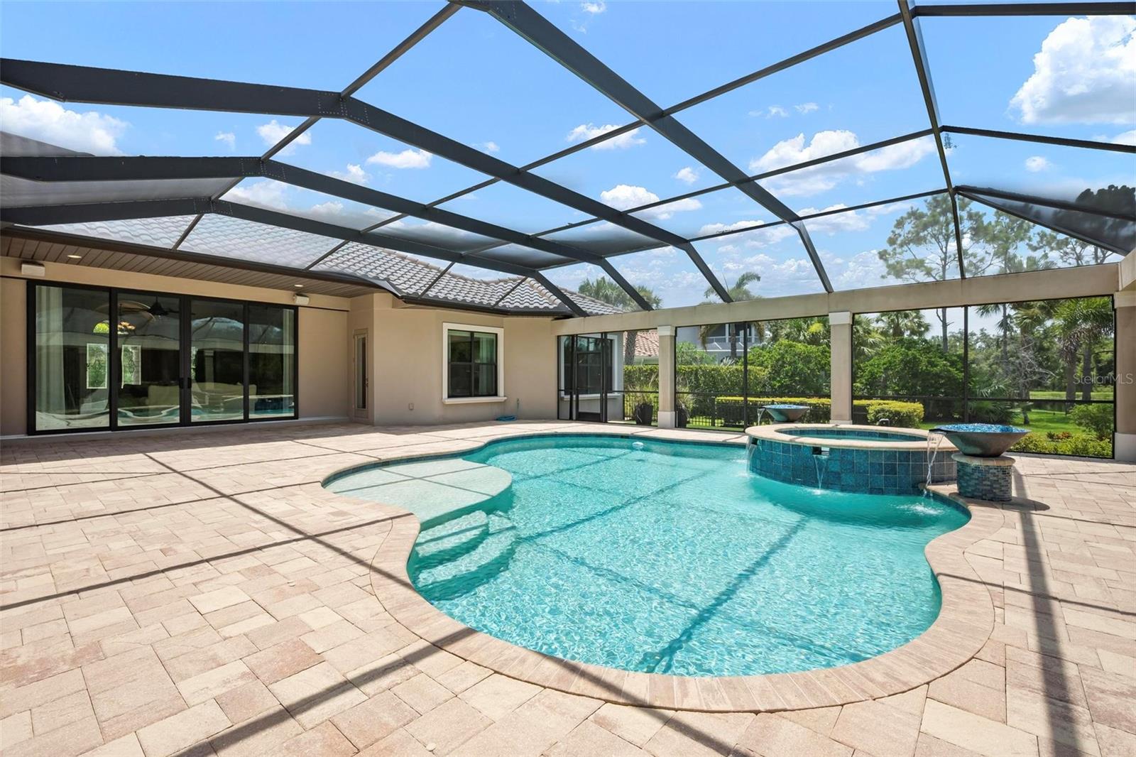 A4638631 Property Photo