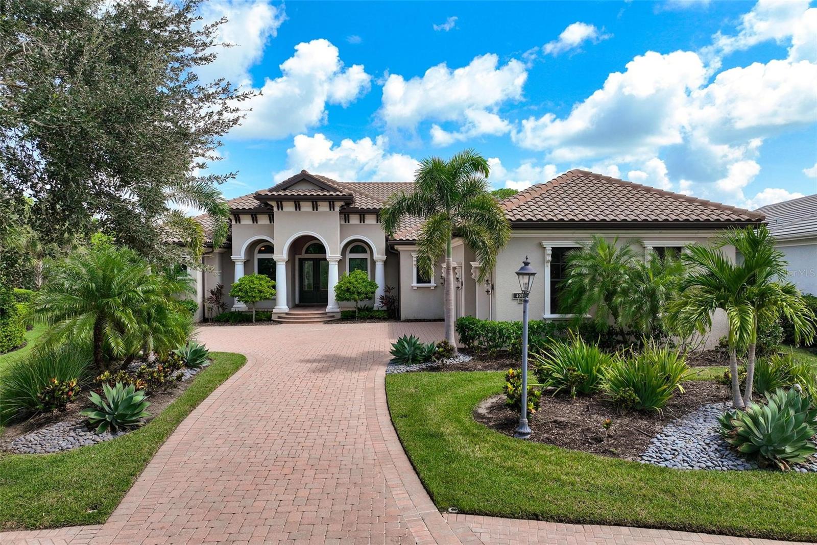 A4638631 Property Photo