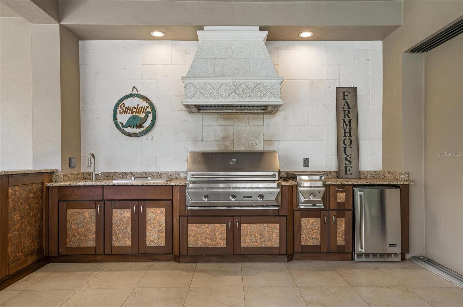 A4638631 Property Photo