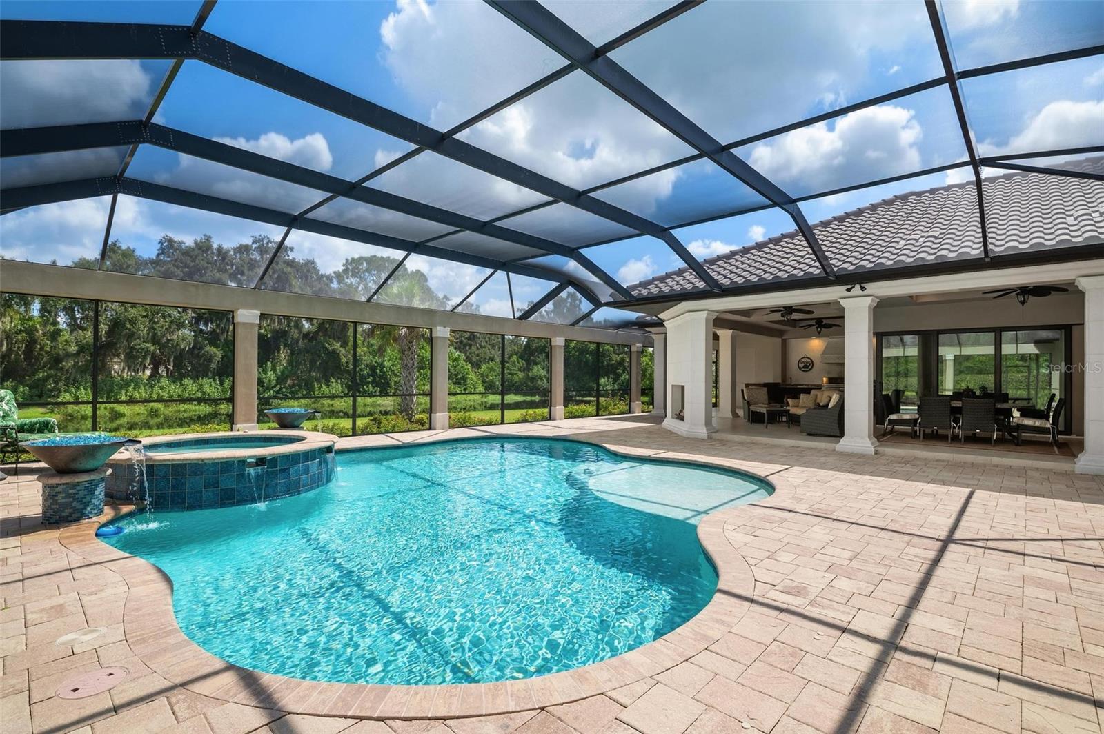 A4638631 Property Photo