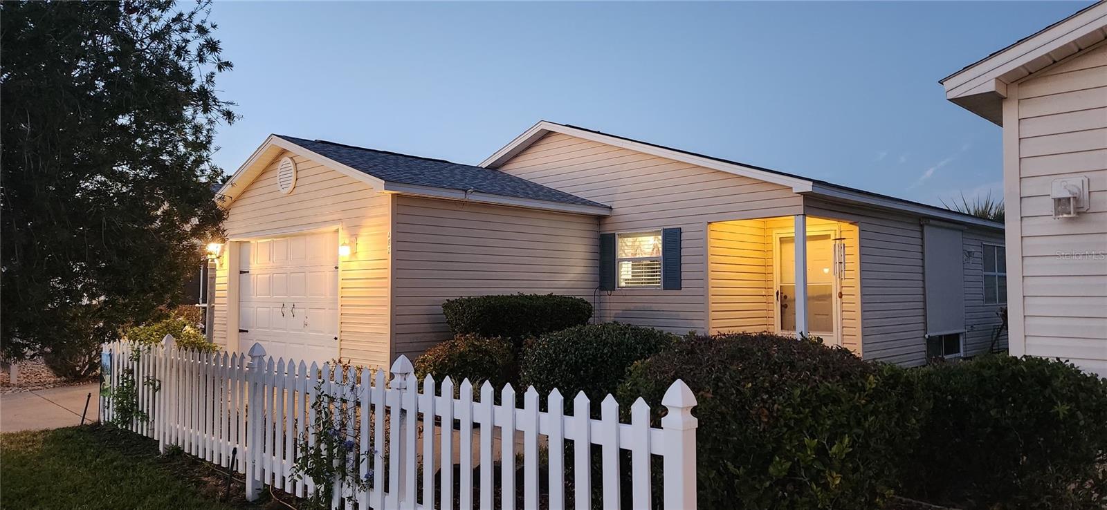 482 HILDALGO DR, THE VILLAGES, FL, 32159