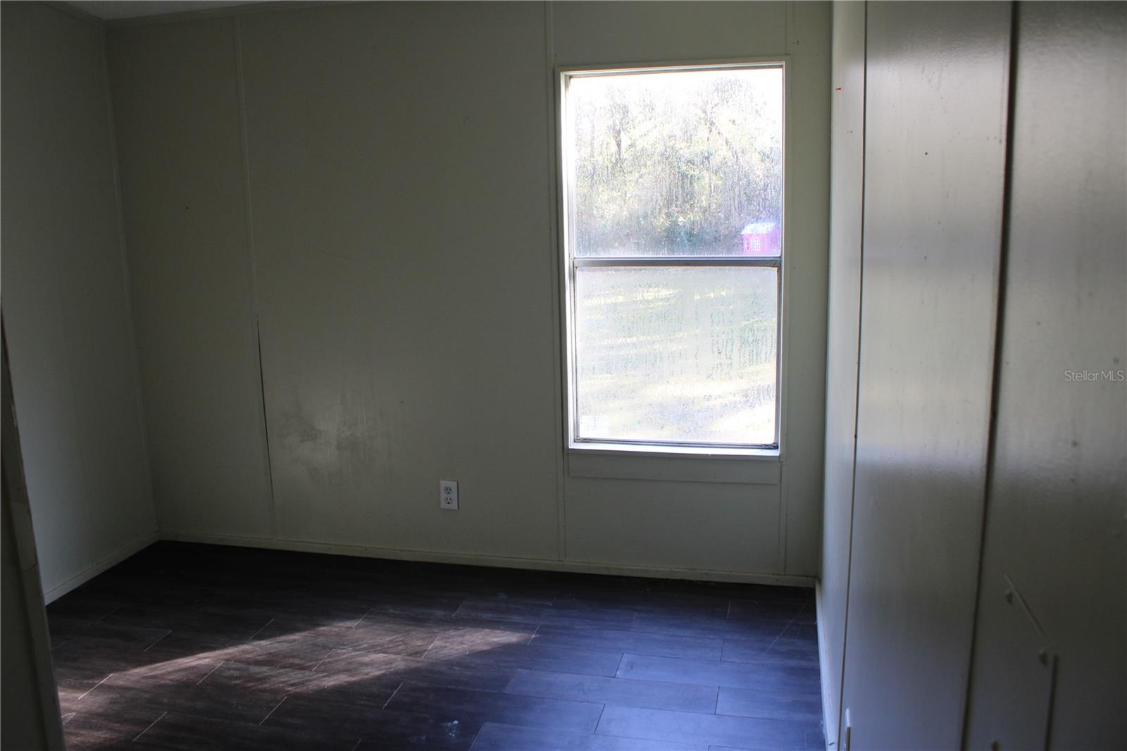 31735 S LAKE DR, EUSTIS, FL, 32736