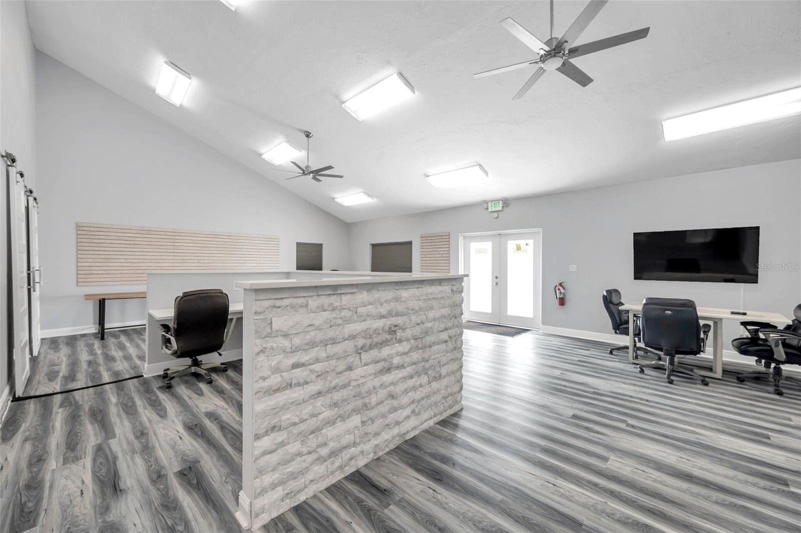 7949 ULMERTON RD, LARGO, FL, 33771