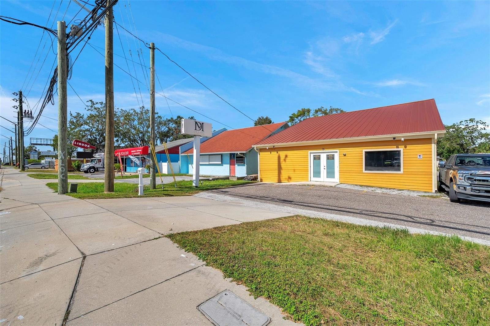 7949 ULMERTON RD, LARGO, FL, 33771