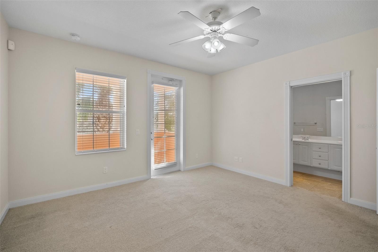 1736 BURGOS DR, SARASOTA, FL, 34238