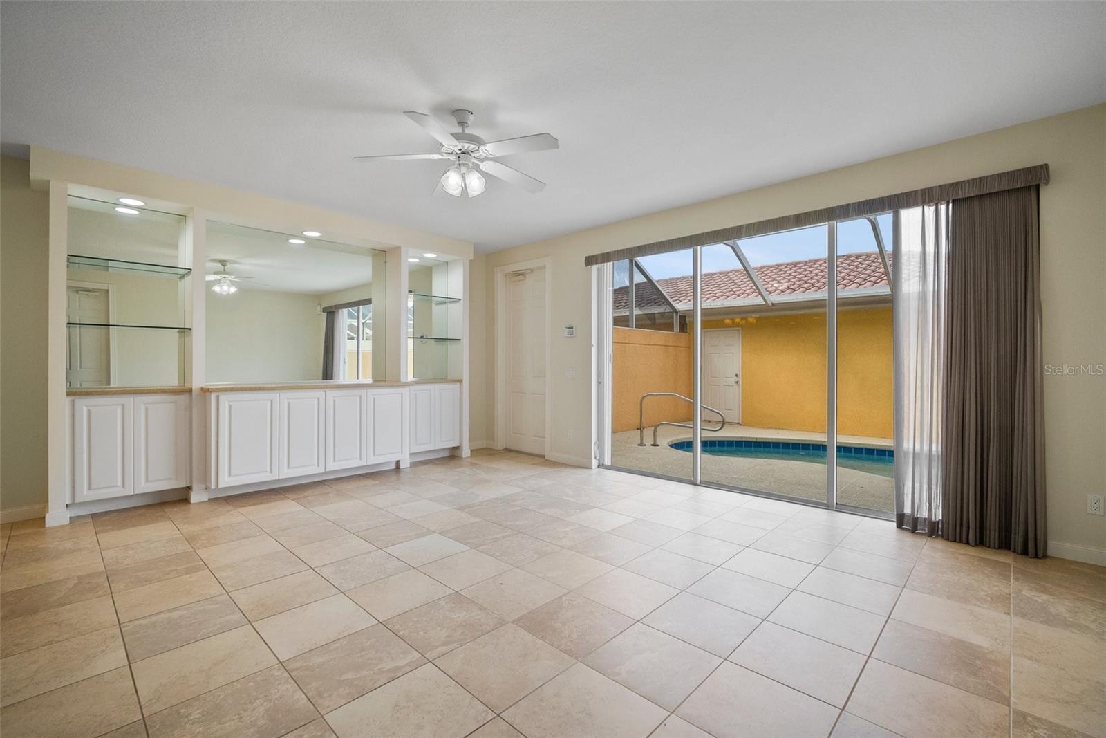 1736 BURGOS DR, SARASOTA, FL, 34238