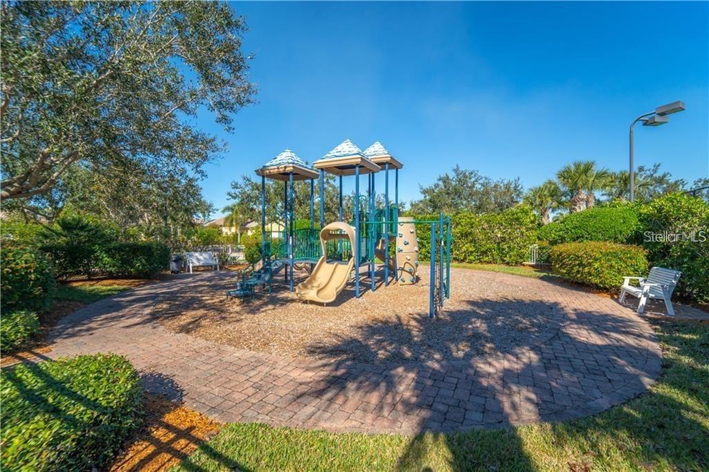 1736 BURGOS DR, SARASOTA, FL, 34238