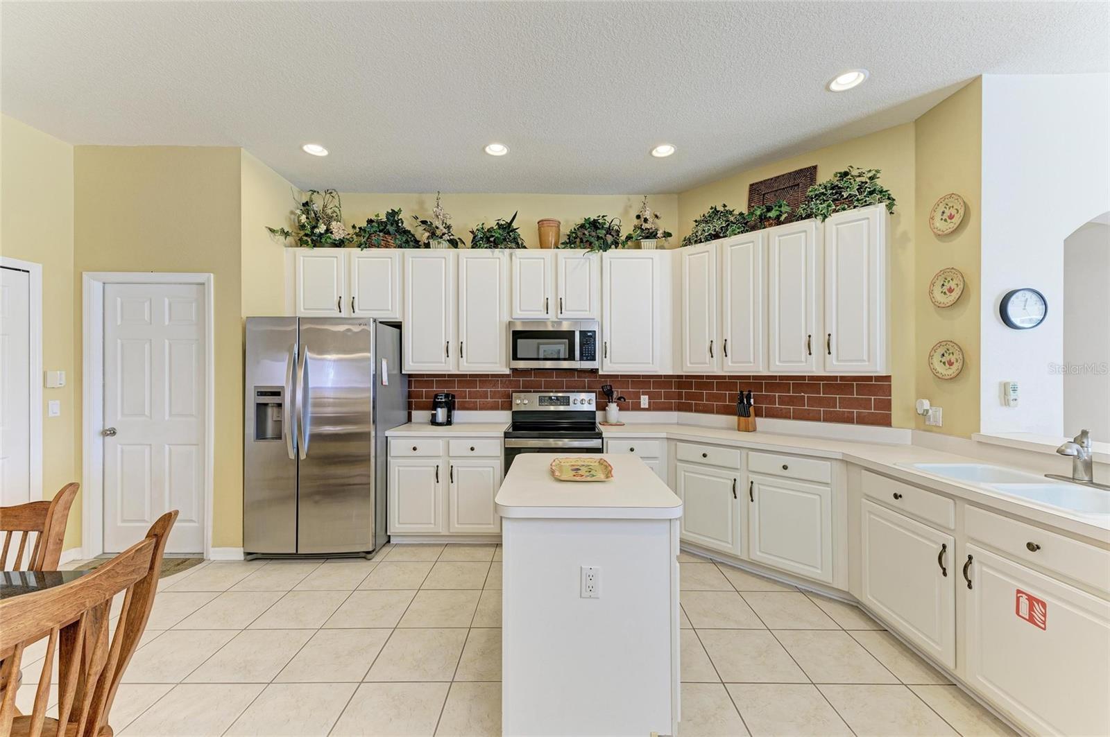 4522 EGMONT DR, BRADENTON, FL, 34203