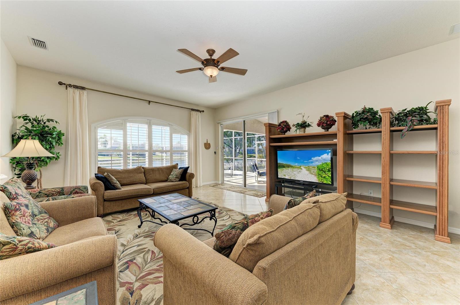 4522 EGMONT DR, BRADENTON, FL, 34203