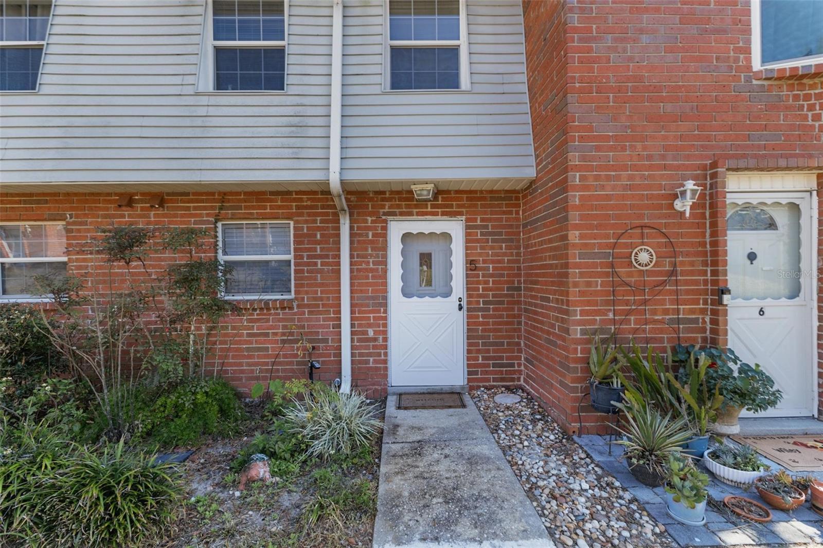621 W INDIANA AVE #5, DELAND, FL, 32720