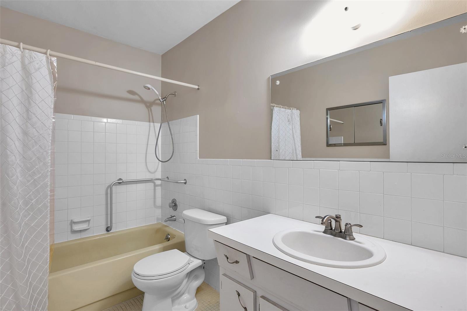 2402 ECUADORIAN WAY #28, CLEARWATER, FL, 33763