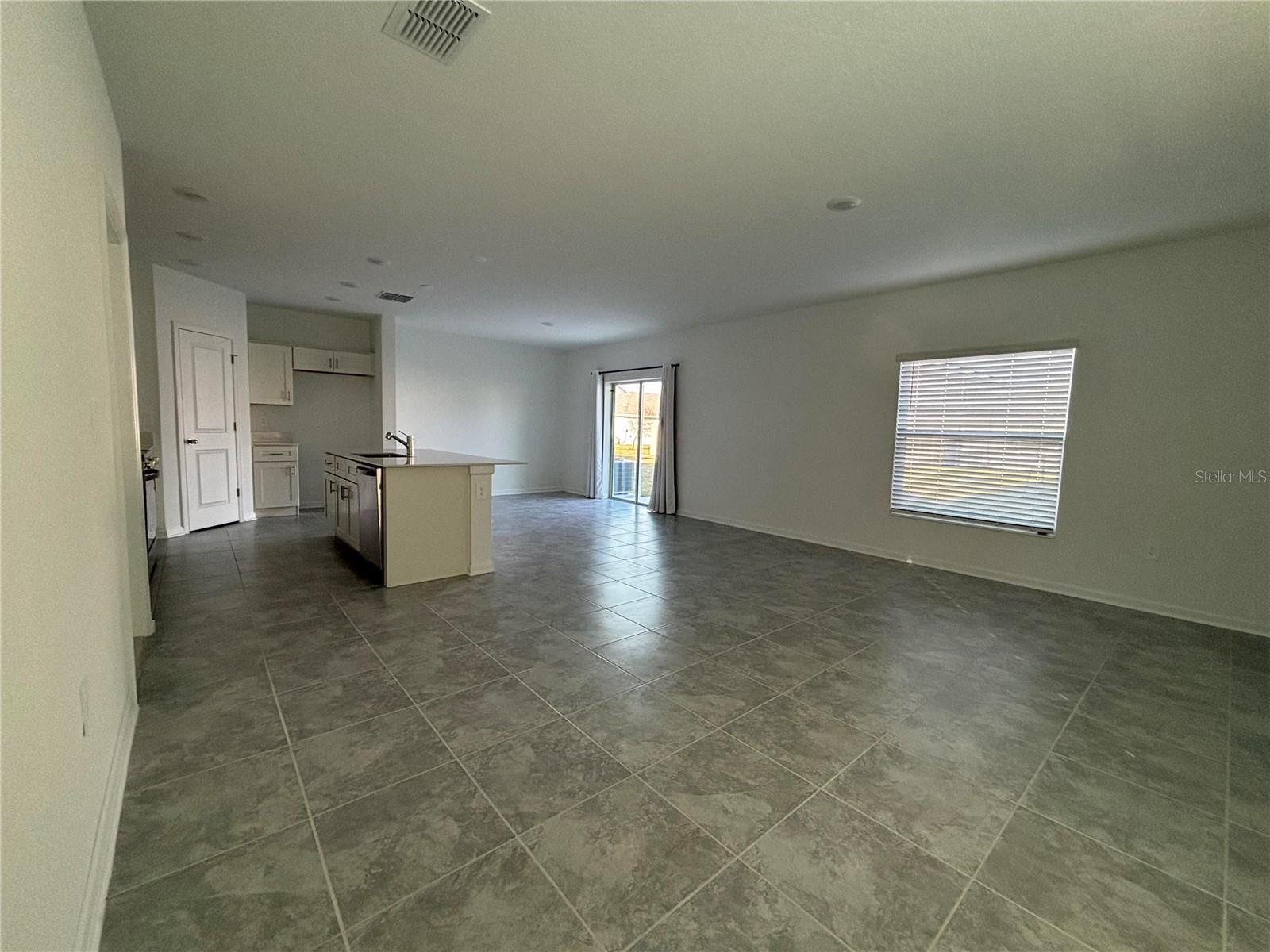 1338 DEEPWATER CIR, EAGLE LAKE, FL, 33839