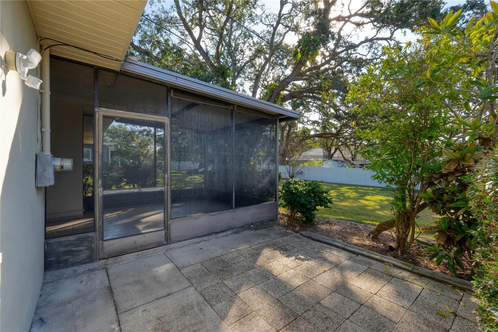 905 PALM BLVD, DUNEDIN, FL, 34698