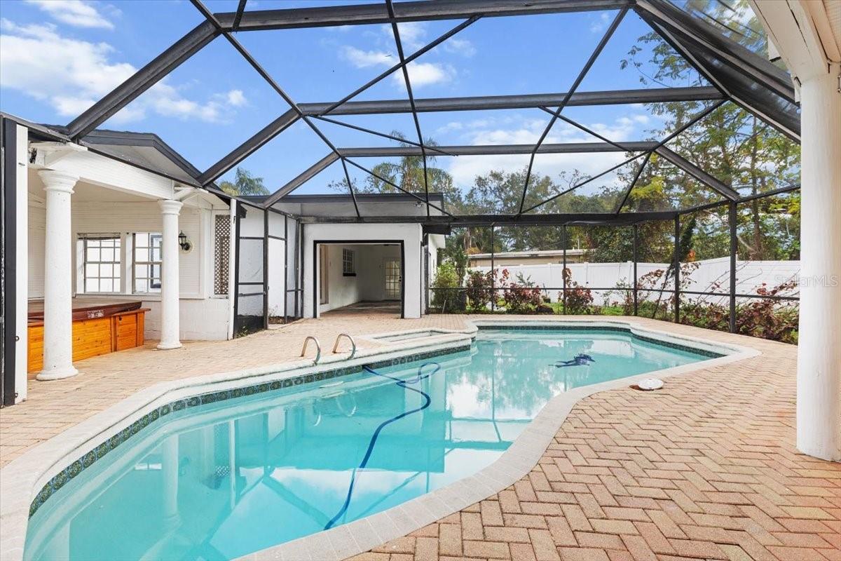 3811 RIVER GROVE CT, TAMPA, FL, 33610