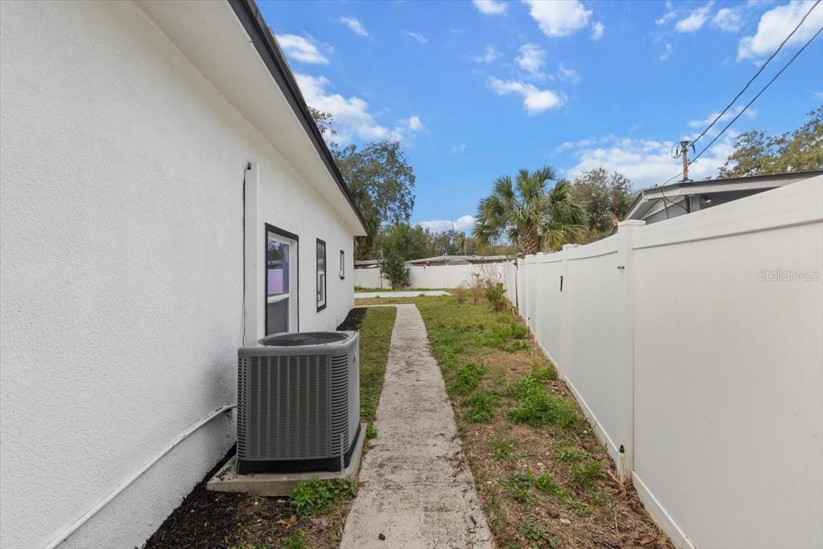 3811 RIVER GROVE CT, TAMPA, FL, 33610