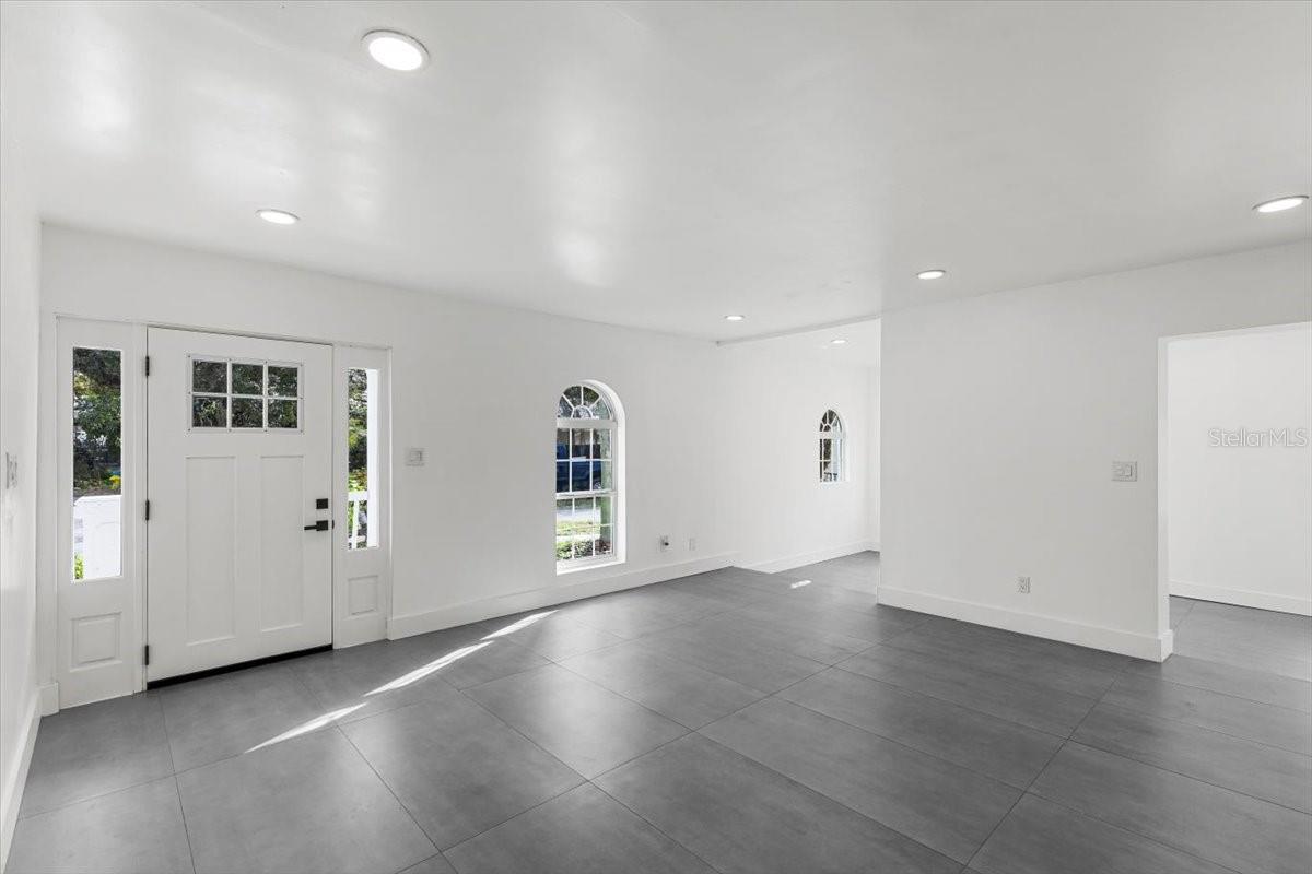 3811 RIVER GROVE CT, TAMPA, FL, 33610
