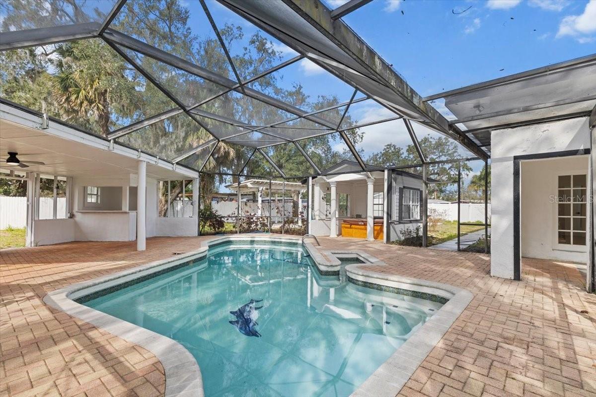 3811 RIVER GROVE CT, TAMPA, FL, 33610