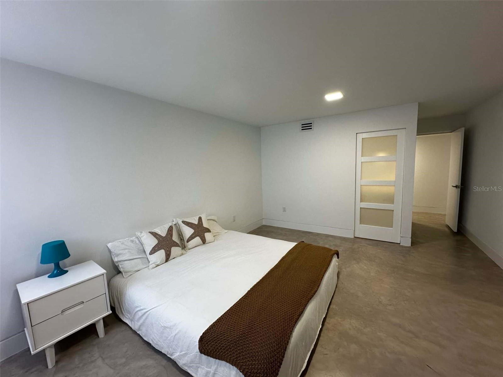 7400 SUNSHINE SKYWAY LN S #103, ST PETERSBURG, FL, 33711