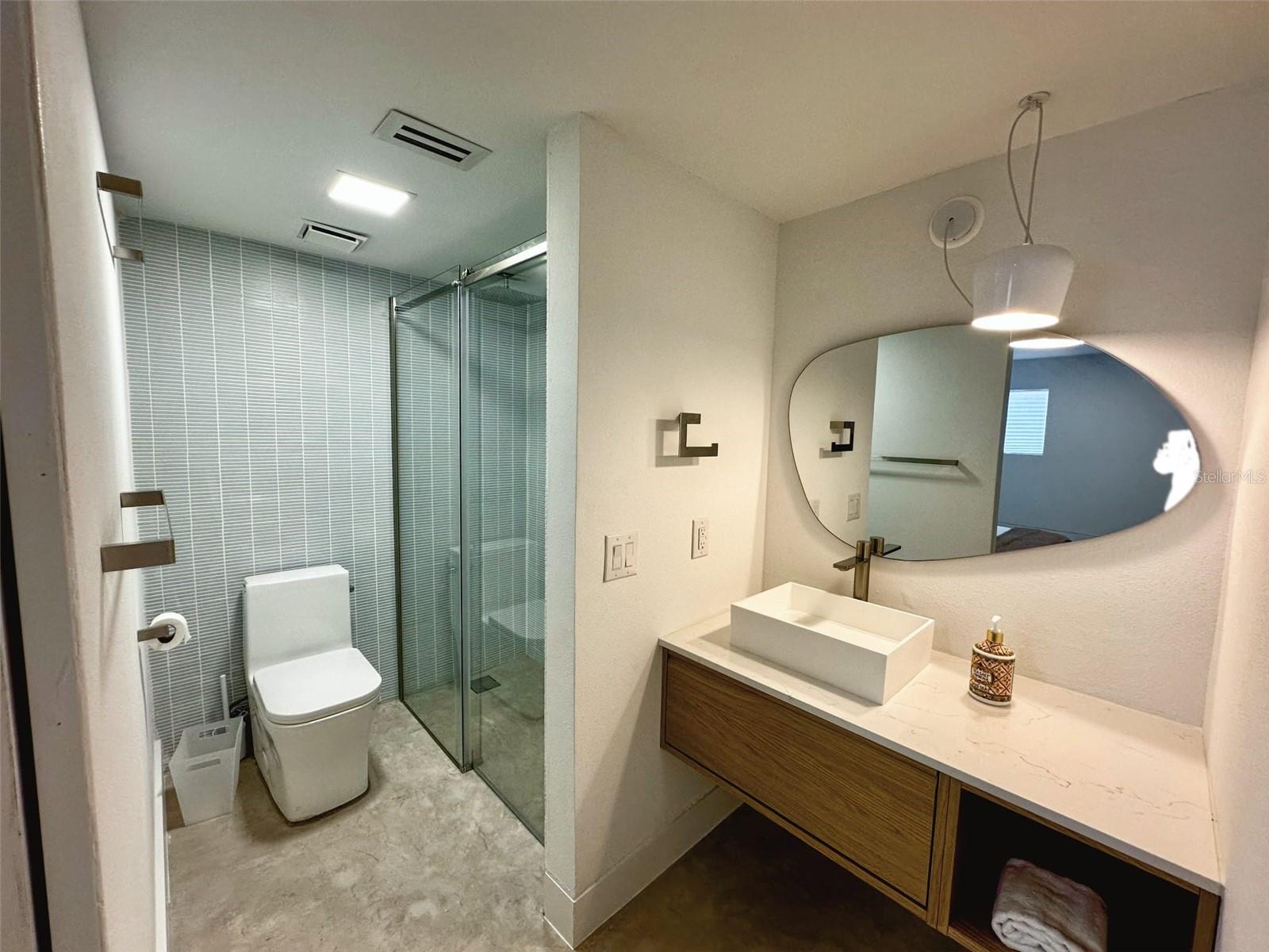 7400 SUNSHINE SKYWAY LN S #103, ST PETERSBURG, FL, 33711