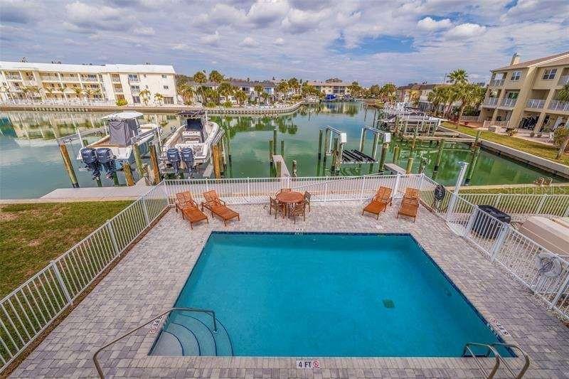 11721 1ST ST E, TREASURE ISLAND, FL, 33706
