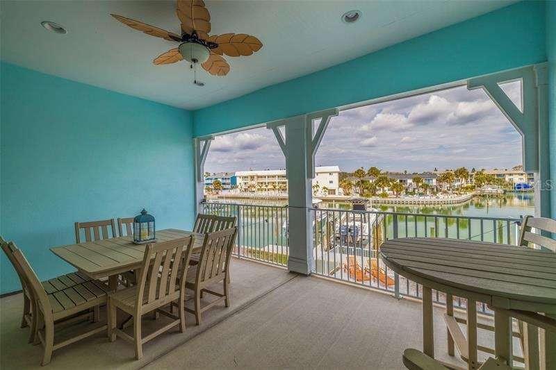 11721 1ST ST E, TREASURE ISLAND, FL, 33706