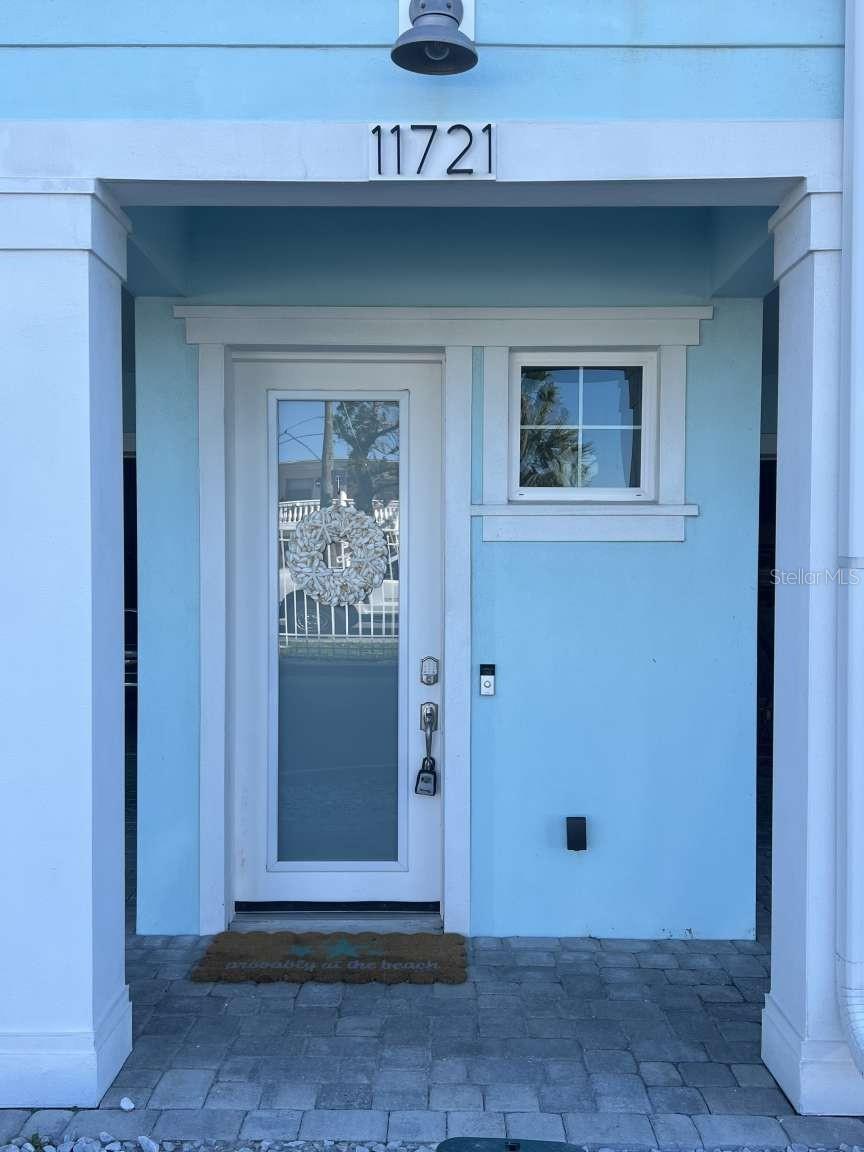11721 1ST ST E, TREASURE ISLAND, FL, 33706