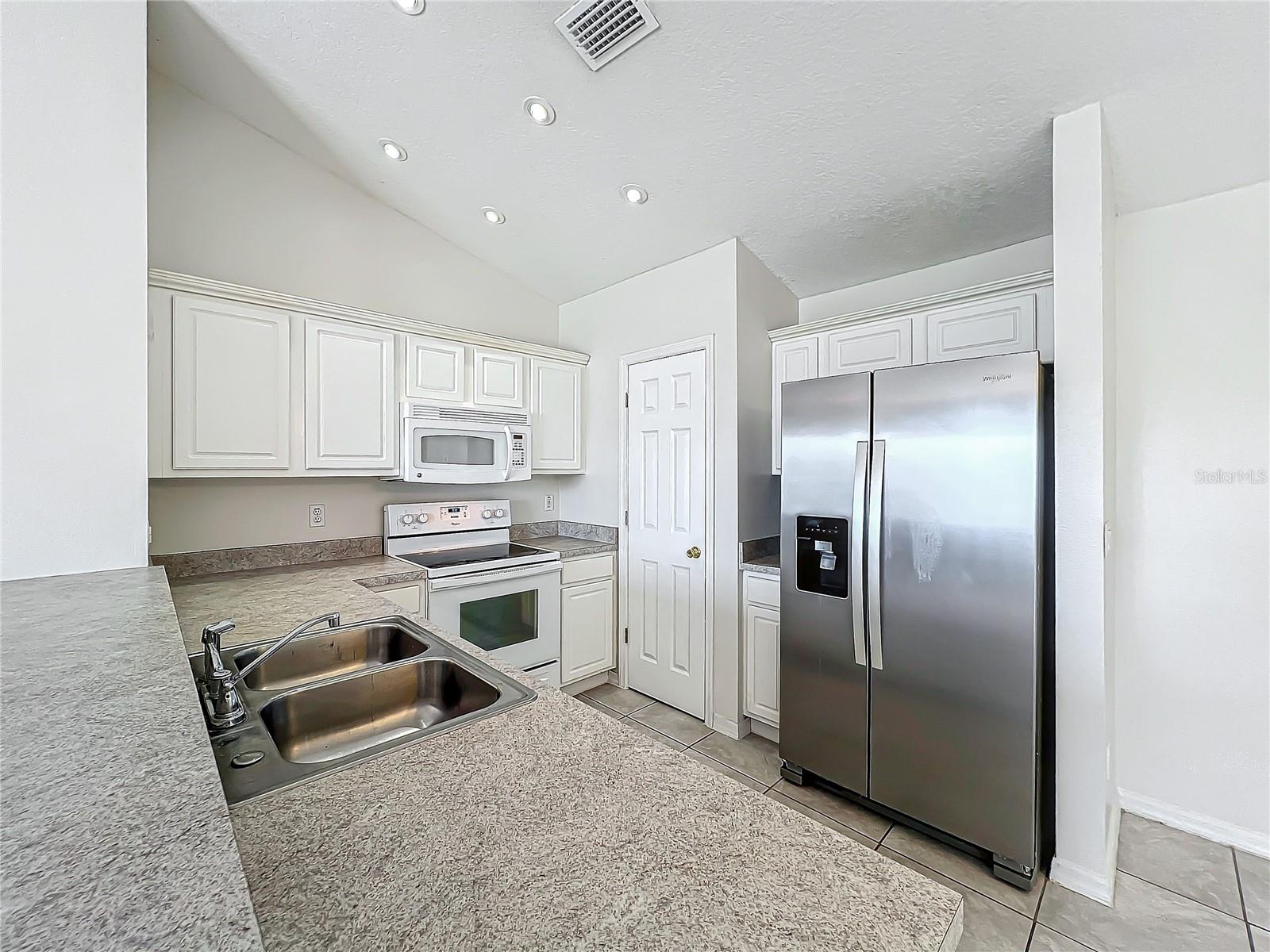 733 CHERRY LAUREL ST, MINNEOLA, FL, 34715