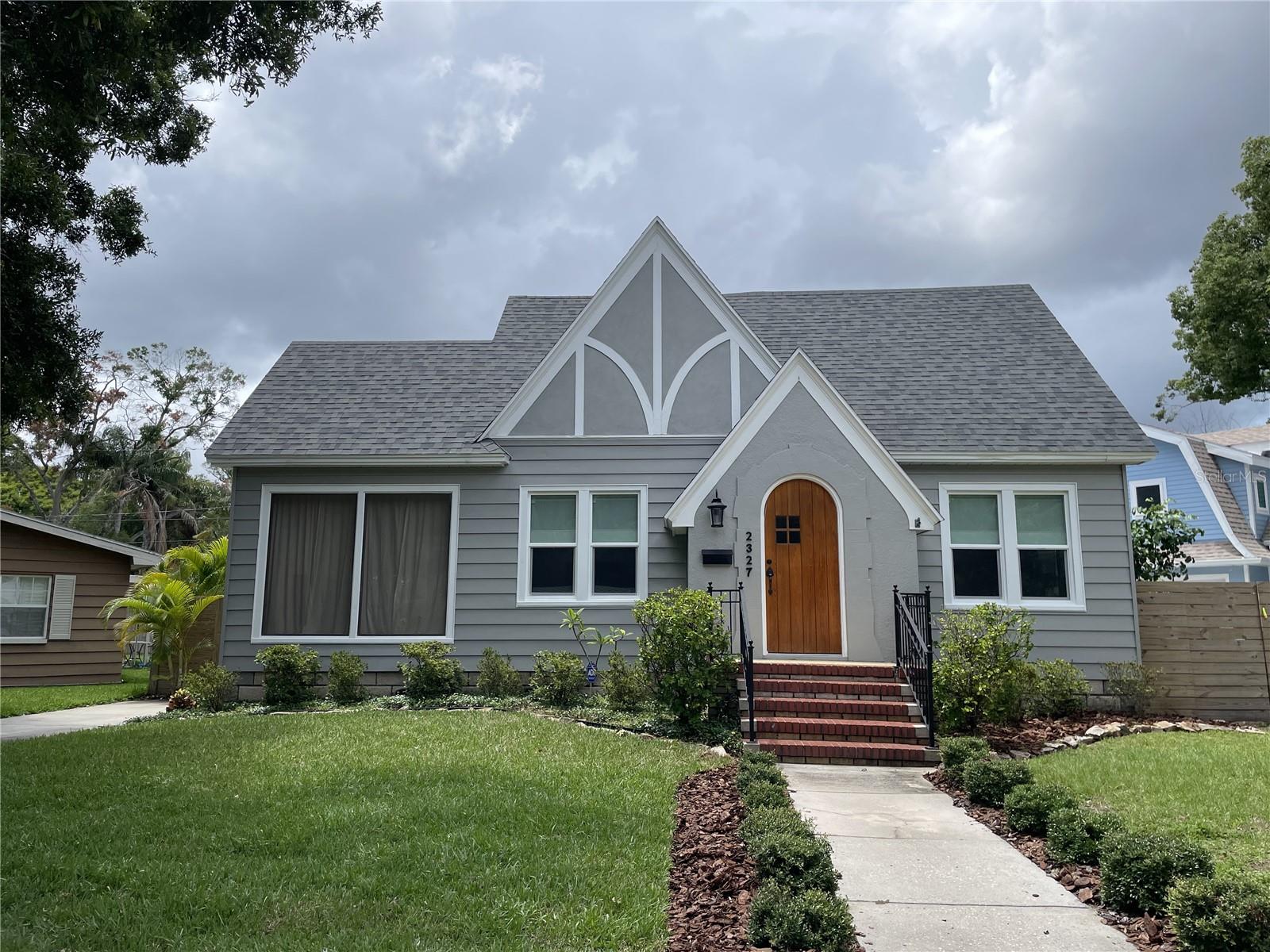 2327 WOODLAWN CIR E, ST PETERSBURG, FL, 33704