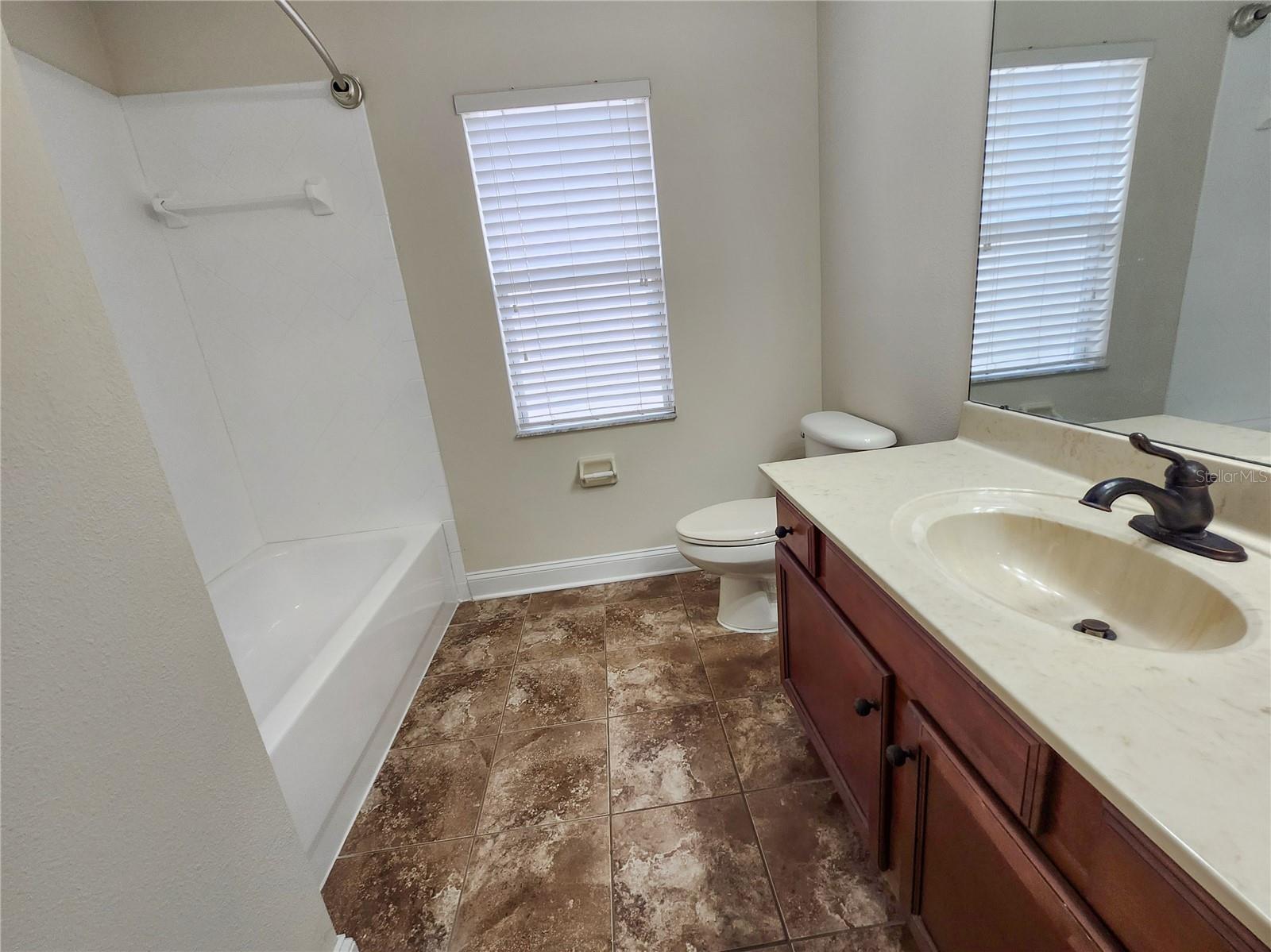 18501 CYPRESS BAY PKWY, LAND O LAKES, FL, 34638