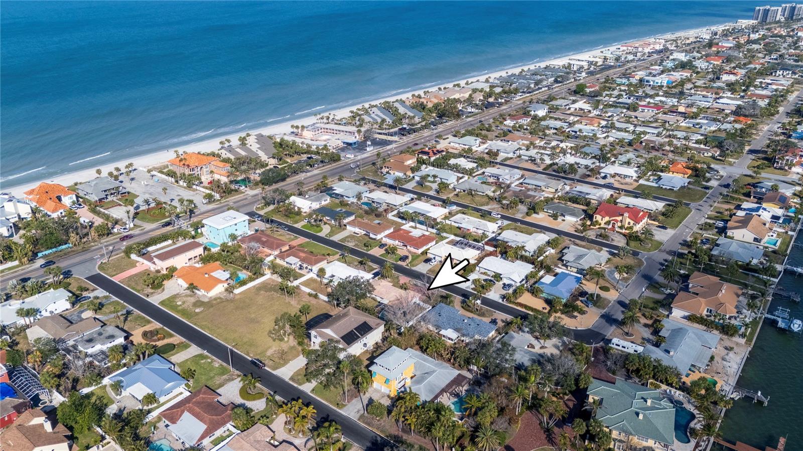108 19TH ST, BELLEAIR BEACH, FL, 33786