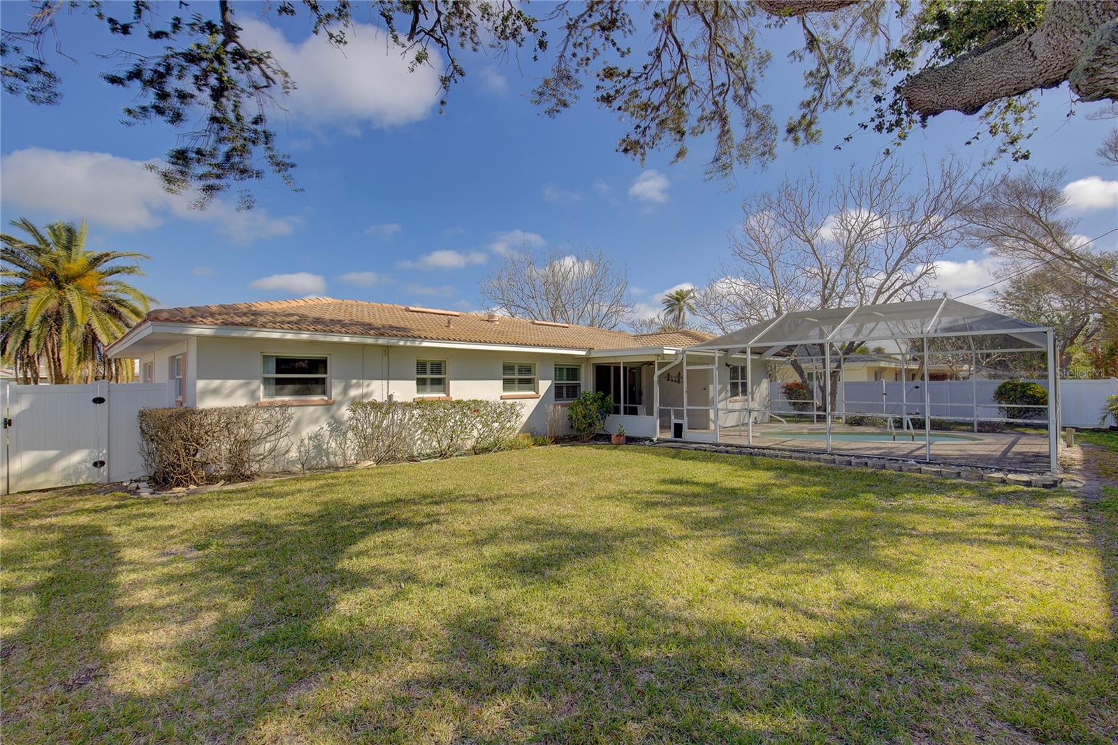 108 19TH ST, BELLEAIR BEACH, FL, 33786
