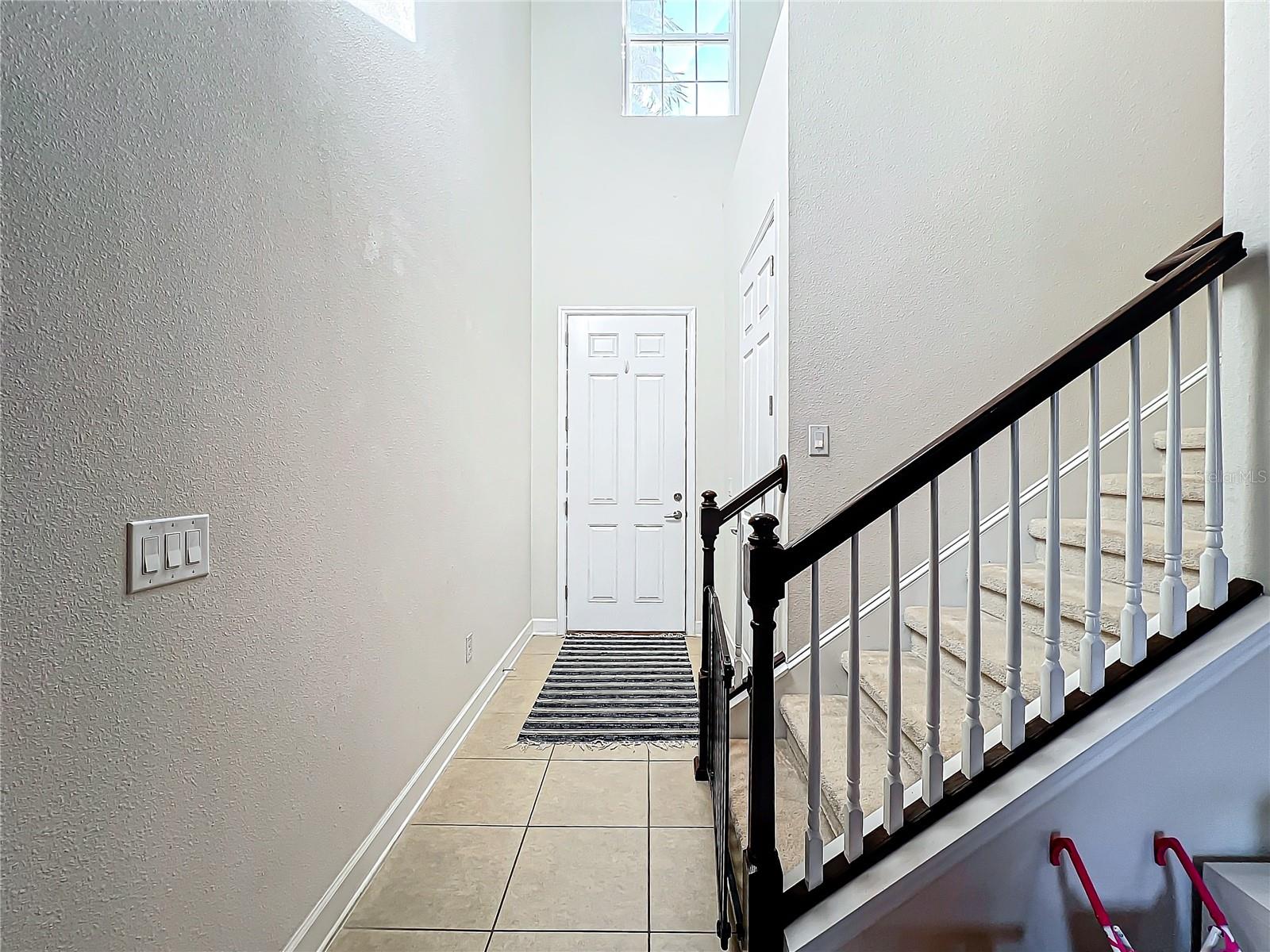 8267 NANDINA DR, SARASOTA, FL, 34240