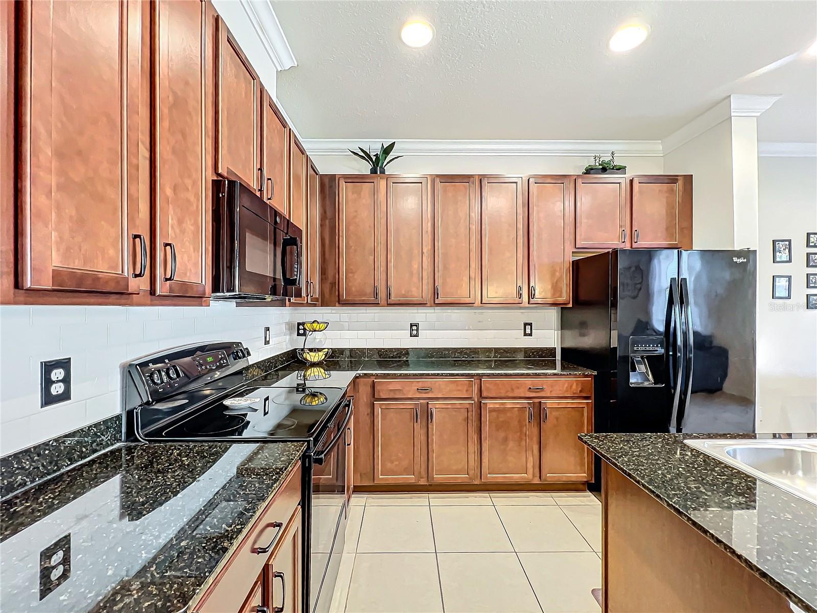 8267 NANDINA DR, SARASOTA, FL, 34240