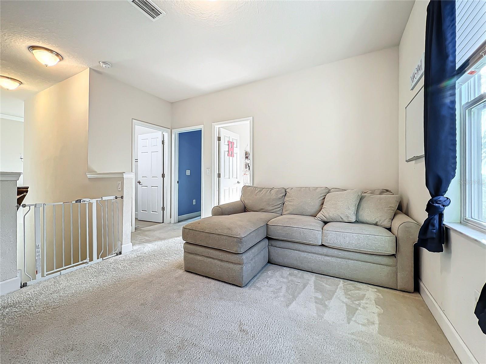 8267 NANDINA DR, SARASOTA, FL, 34240