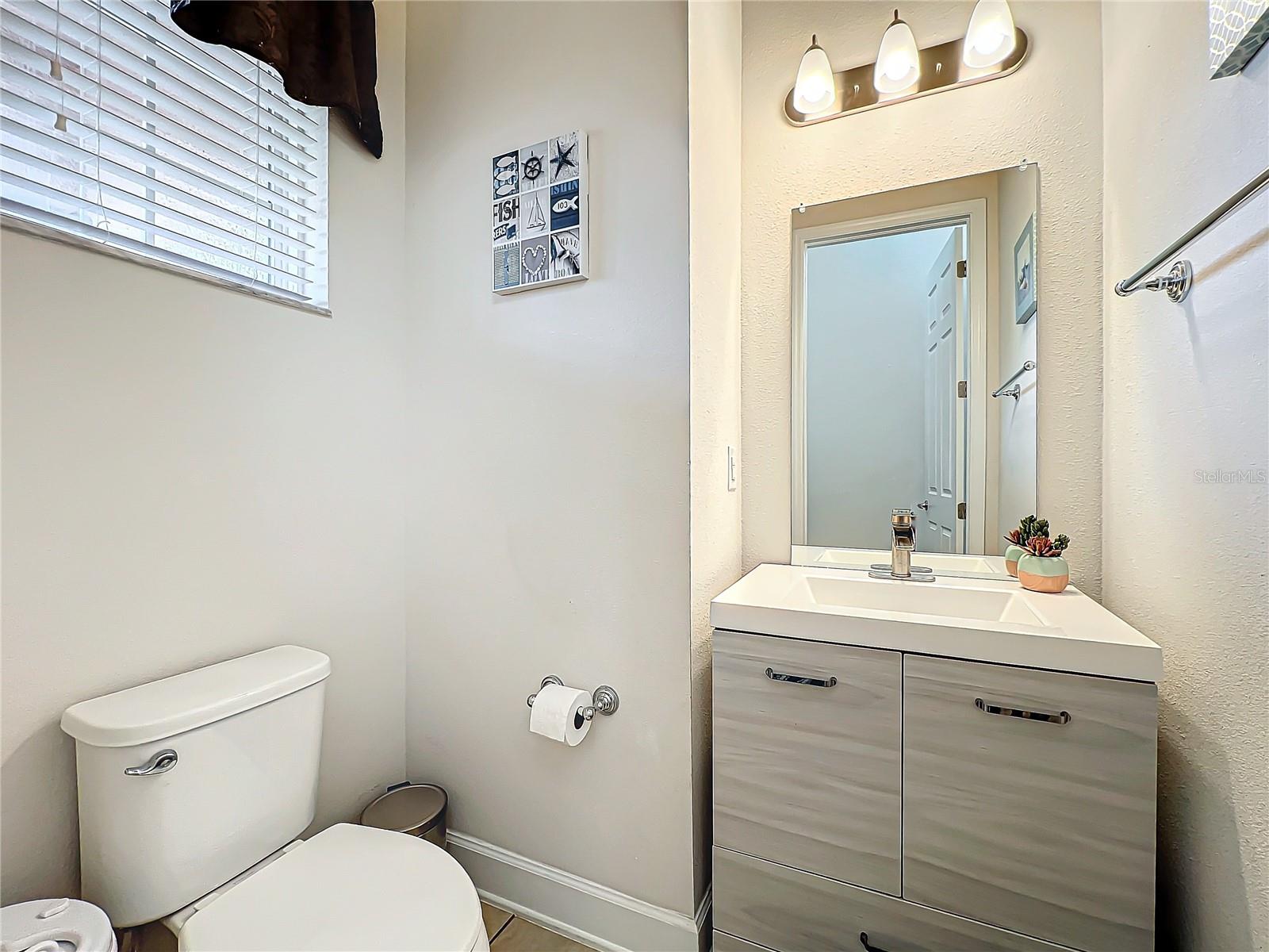 8267 NANDINA DR, SARASOTA, FL, 34240