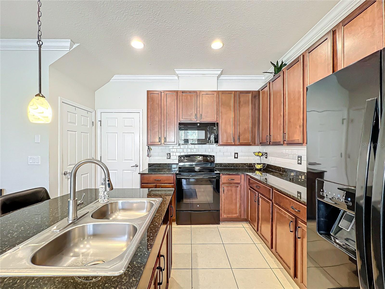 8267 NANDINA DR, SARASOTA, FL, 34240