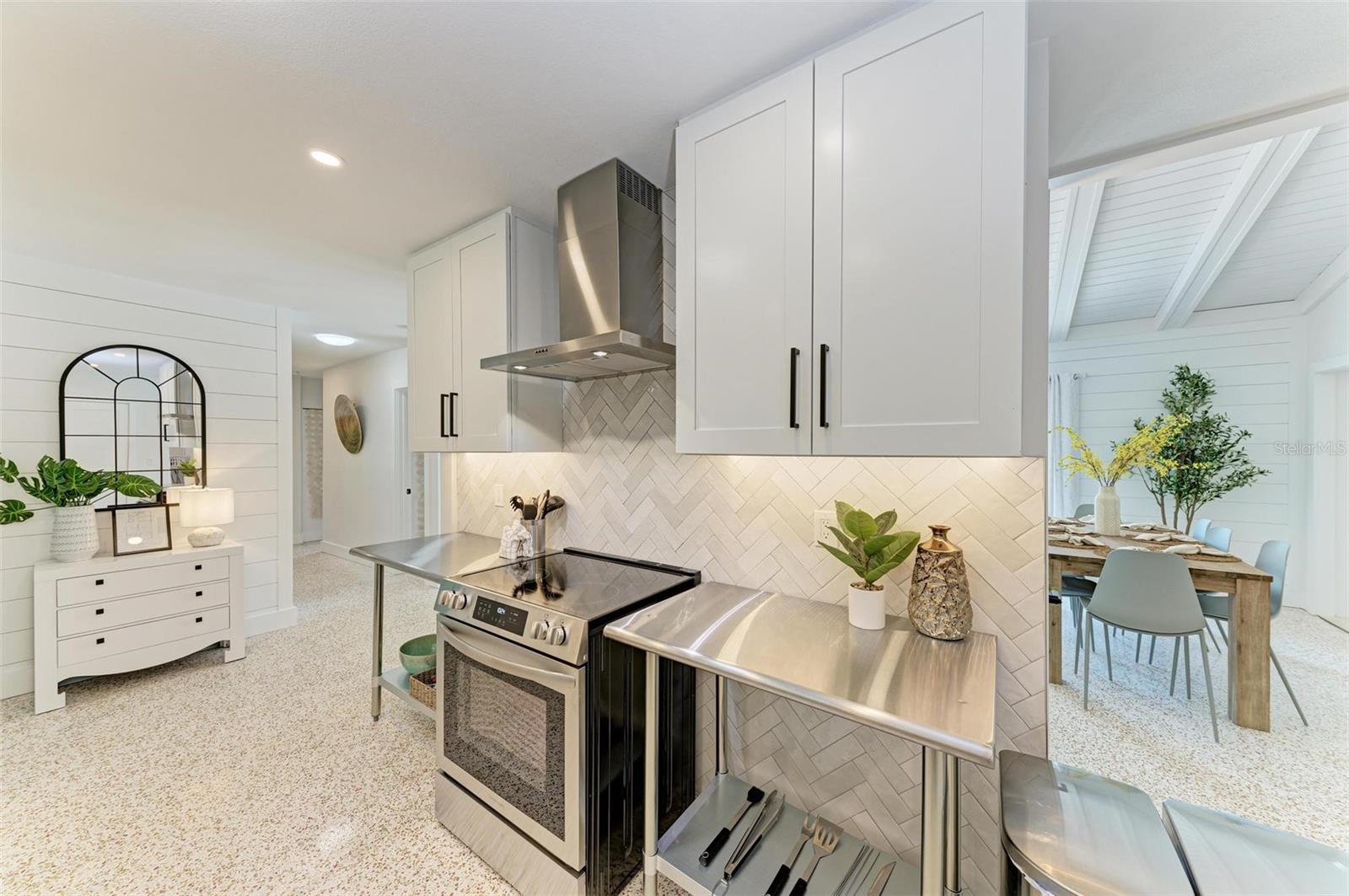 115 LOS CEDROS DR, ANNA MARIA, FL, 34216
