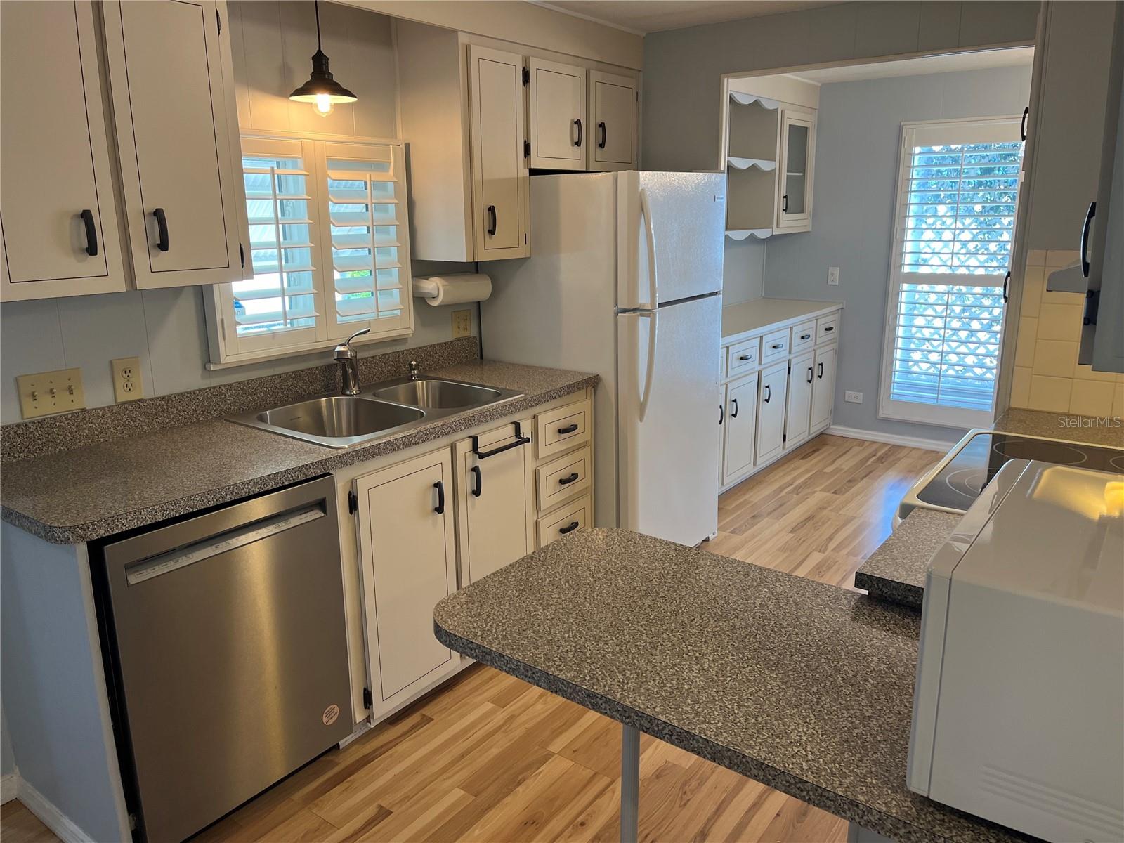 1100 Belcher Rd S. BELCHER RD S. #727, LARGO, FL, 33771