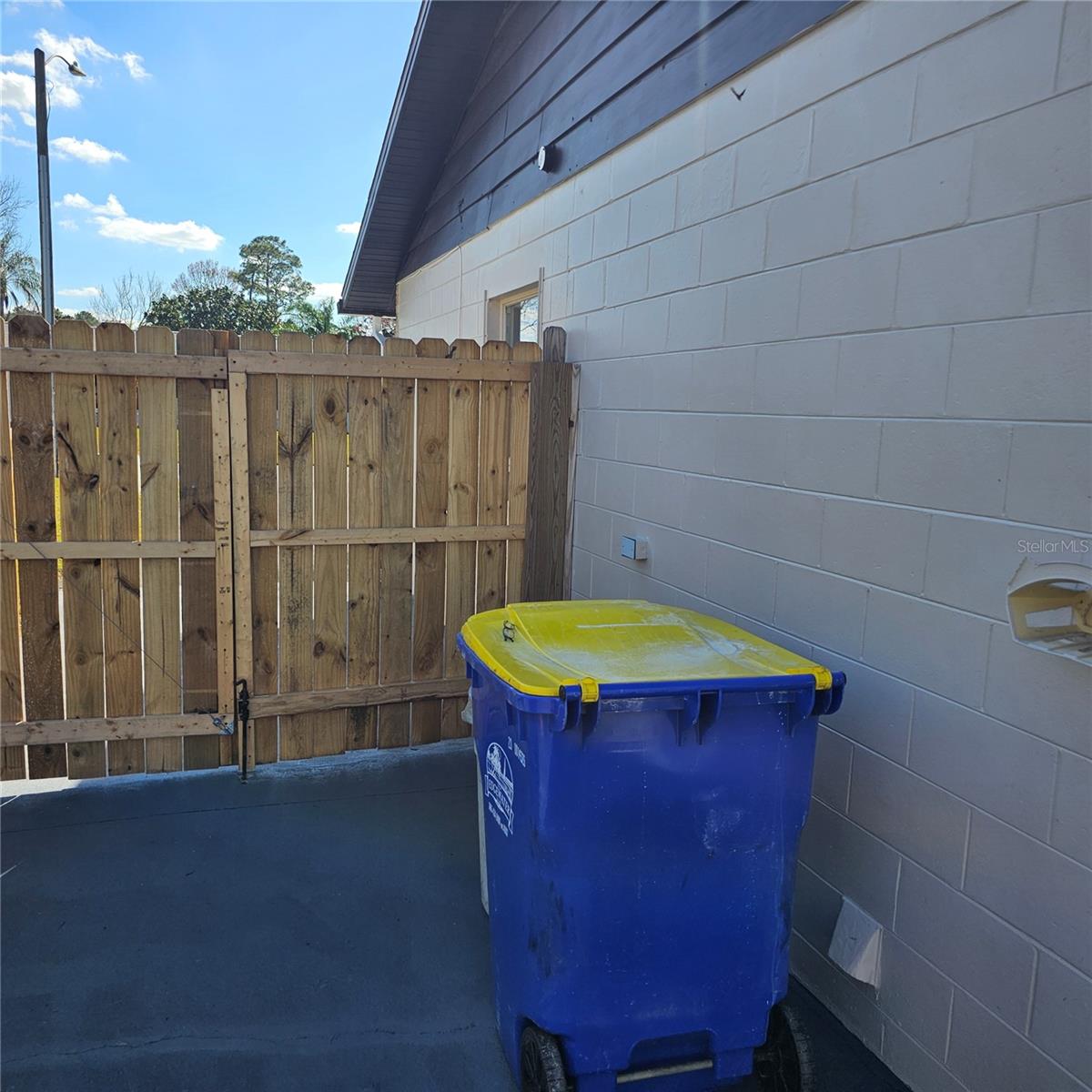 213 LONE PINE DR, EDGEWATER, FL, 32132