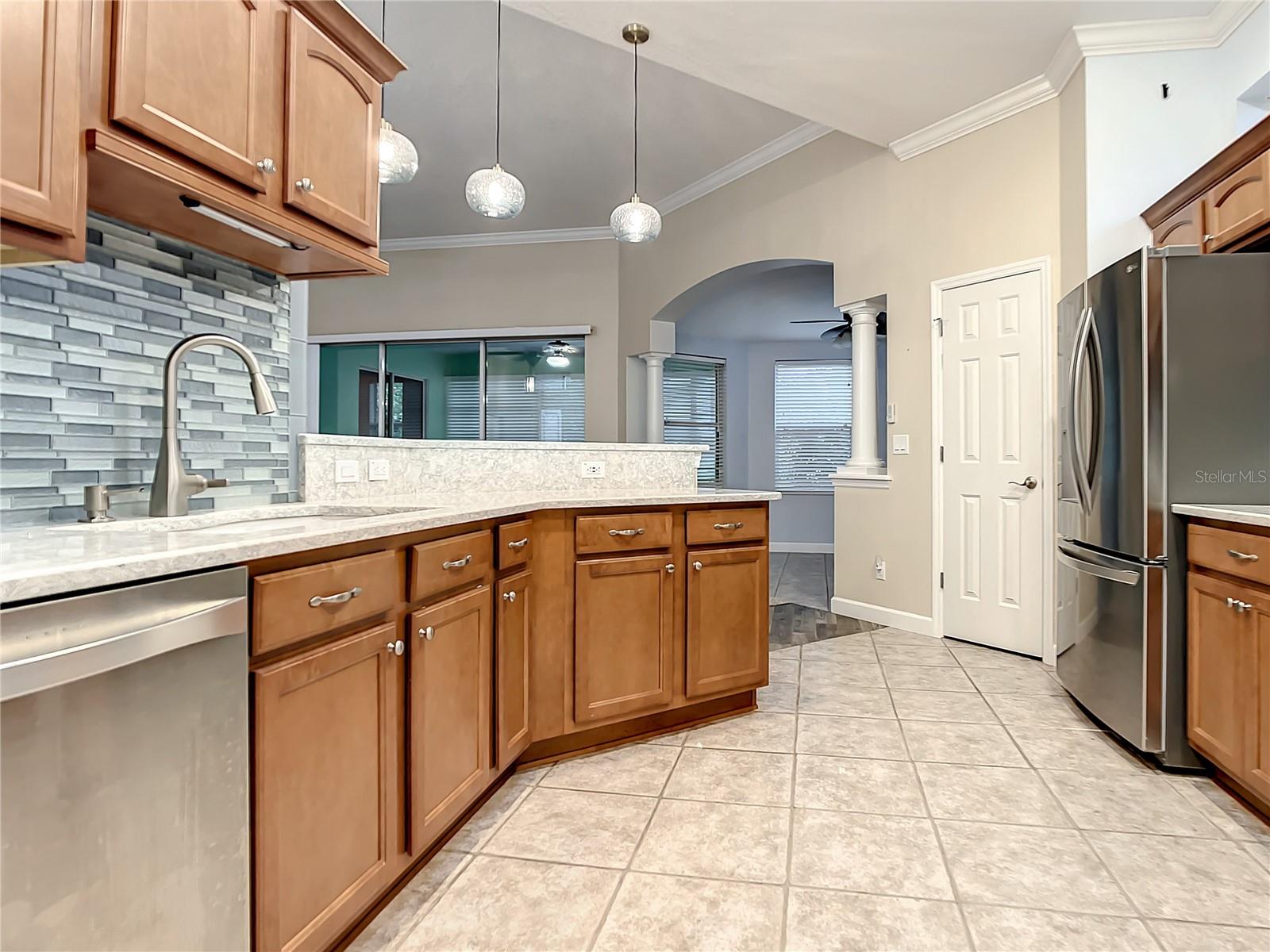 4985 RAINBOW TROUT RD, TAVARES, FL, 32778