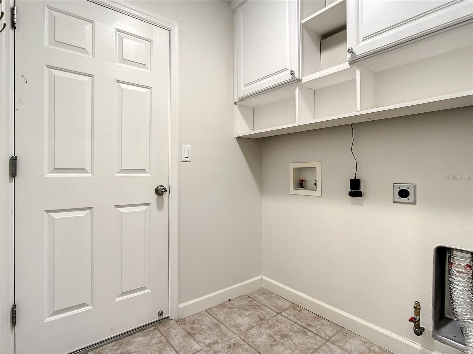 4985 RAINBOW TROUT RD, TAVARES, FL, 32778